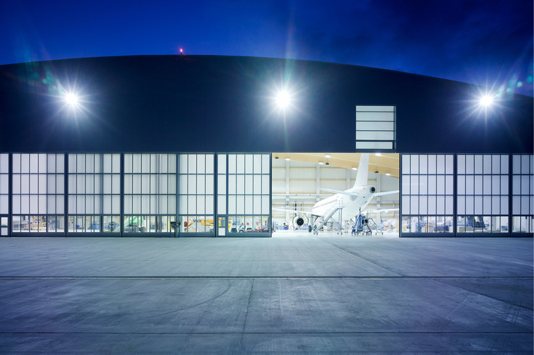 drlw - Hangar-close-up.jpg