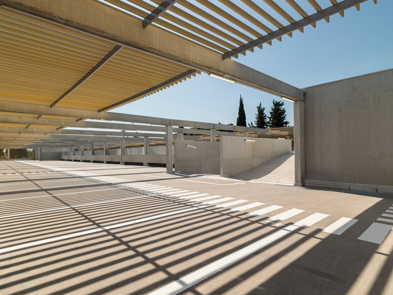 drlw - 03_parking avignon_©EricToussaint.jpg