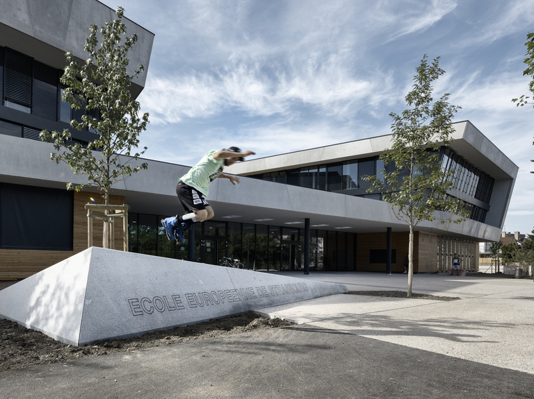 drlw - Nouvelle École Européenne